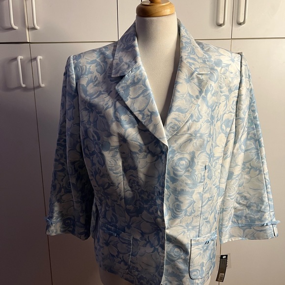 Silk suit size 16 NWT - Picture 9 of 11